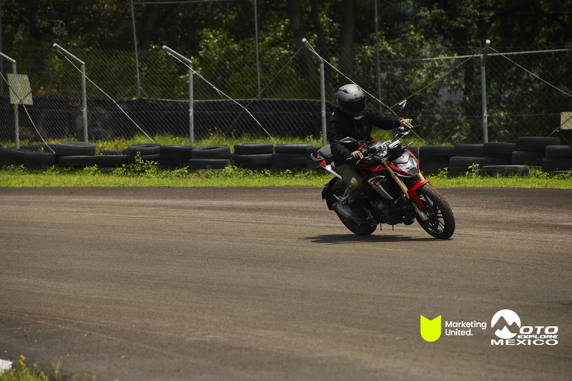 HUNK TRACKDAY 399